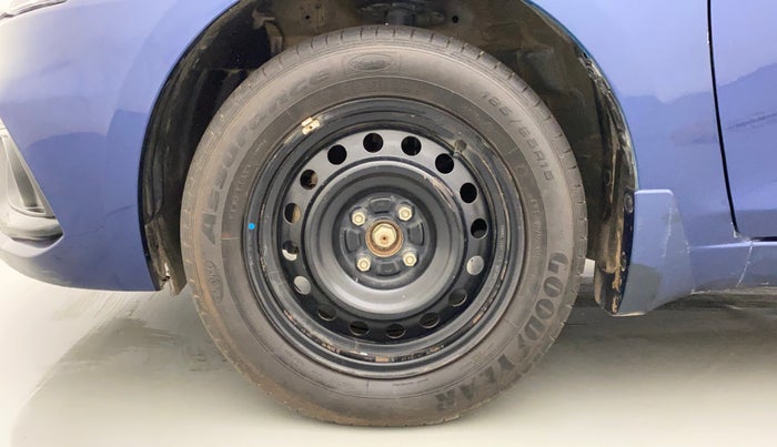 2019 Maruti Ciaz SIGMA 1.5 SHVS MT  PETROL, Petrol, Manual, 26,894 km, Left Front Wheel