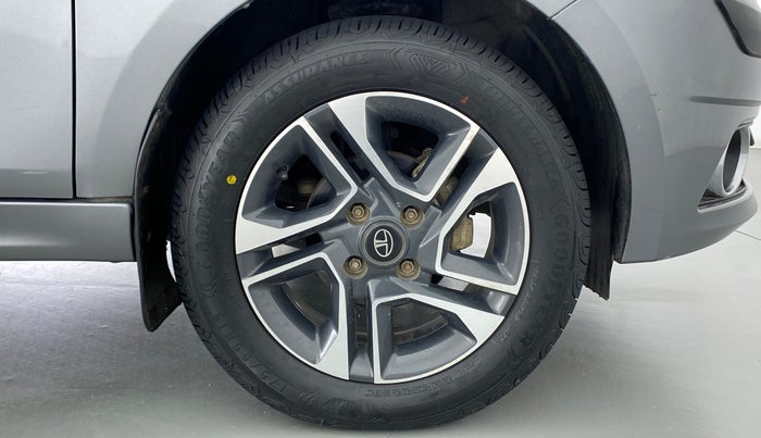 2018 Tata TIGOR Revotron XZA 1.2, Petrol, Automatic, 54,243 km, Right Front Wheel