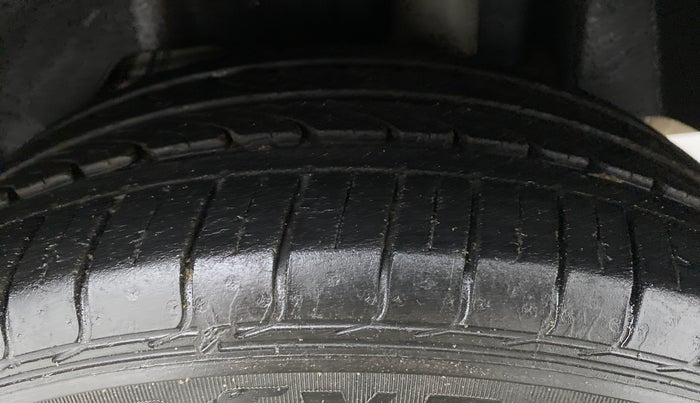 2018 Ford FREESTYLE TREND 1.2 PETROL, Petrol, Manual, 26,167 km, Left Rear Tyre Tread