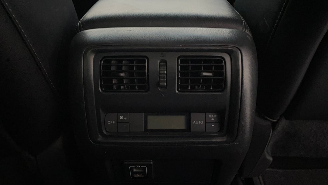 Rear A/C Vent