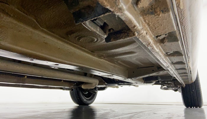 2015 Maruti Swift VDI ABS, Diesel, Manual, 42,729 km, Right Side Under Body