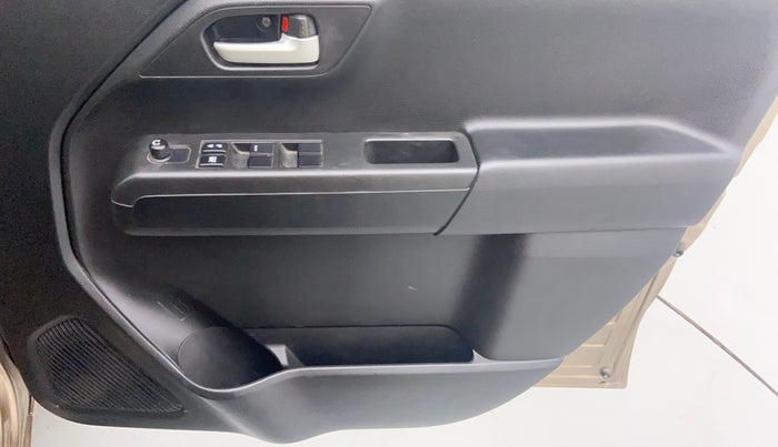 2019 Maruti New Wagon-R VXI 1.2L, Petrol, Manual, 11,713 km, Driver Side Door Panels Control