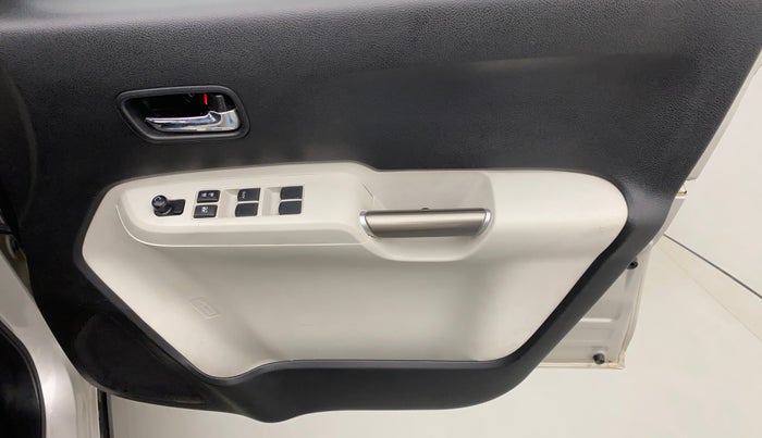 2017 Maruti IGNIS ALPHA 1.2 AMT, Petrol, Automatic, 33,718 km, Driver Side Door Panels Control