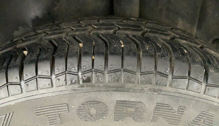 2011 Maruti Swift LXI, Petrol, Manual, 31,841 km, Left Rear Tyre Tread