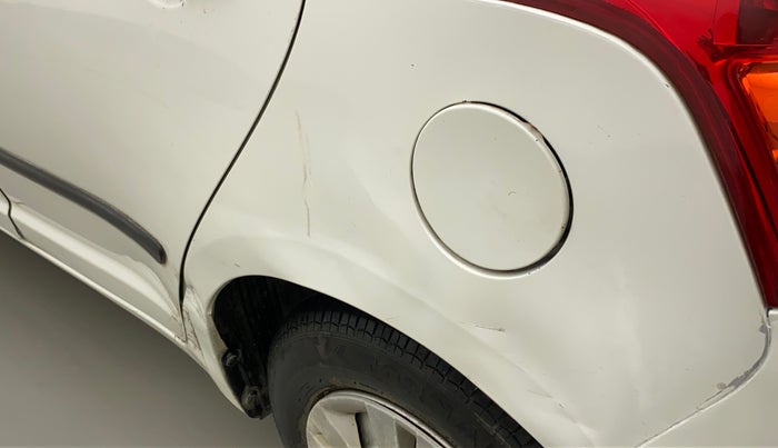 2011 Maruti Swift LXI, Petrol, Manual, 31,841 km, Left quarter panel - Slightly dented