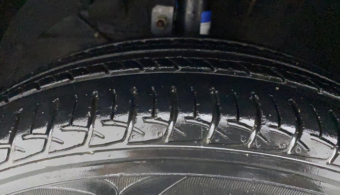 2016 Maruti Baleno SIGMA PETROL 1.2, Petrol, Manual, 47,464 km, Left Front Tyre Tread