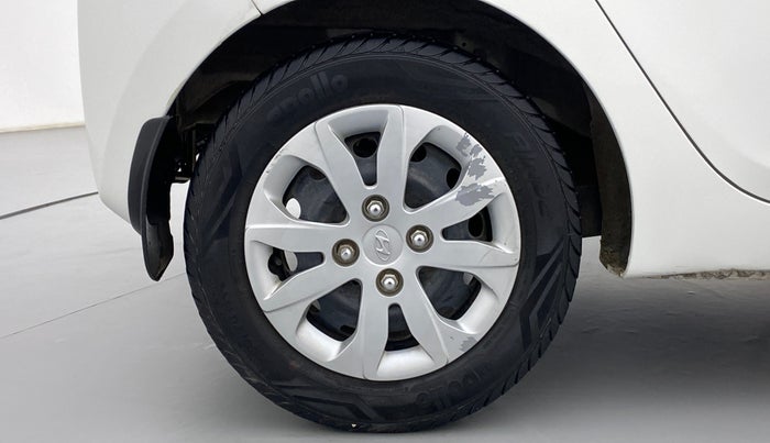2017 Hyundai Eon MAGNA PLUS OPTIONAL, Petrol, Manual, 40,098 km, Right Rear Wheel