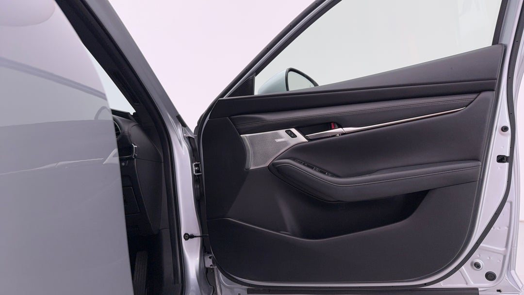 2019 Mazda 3 G25 Astina, Automatic, 129147 km, Speaker View