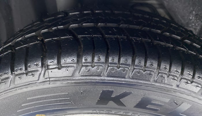 2017 Ford Figo Aspire 1.5 TITANIUM DIESEL, Diesel, Manual, 96,208 km, Right Rear Tyre Tread