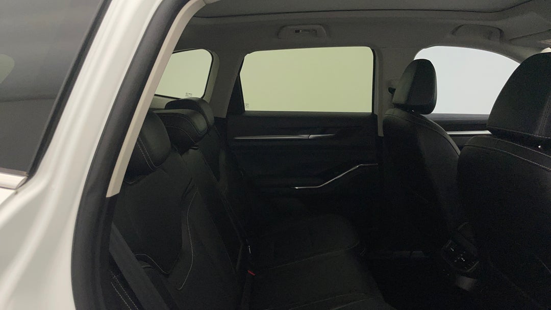 Right Side Rear Door Cabin View