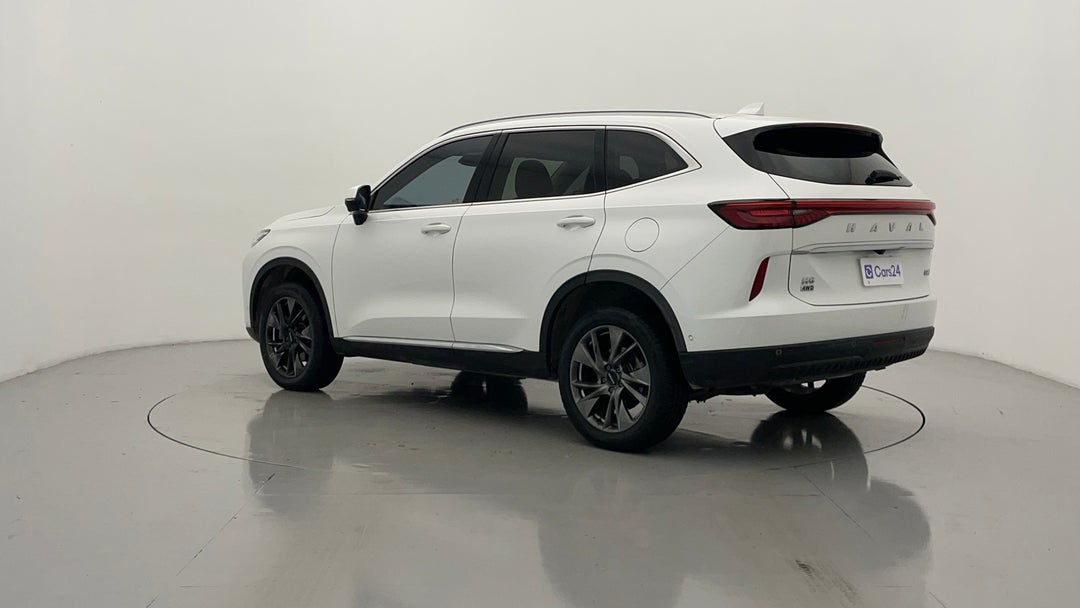 Left Back Diagonal (45- Degree) View