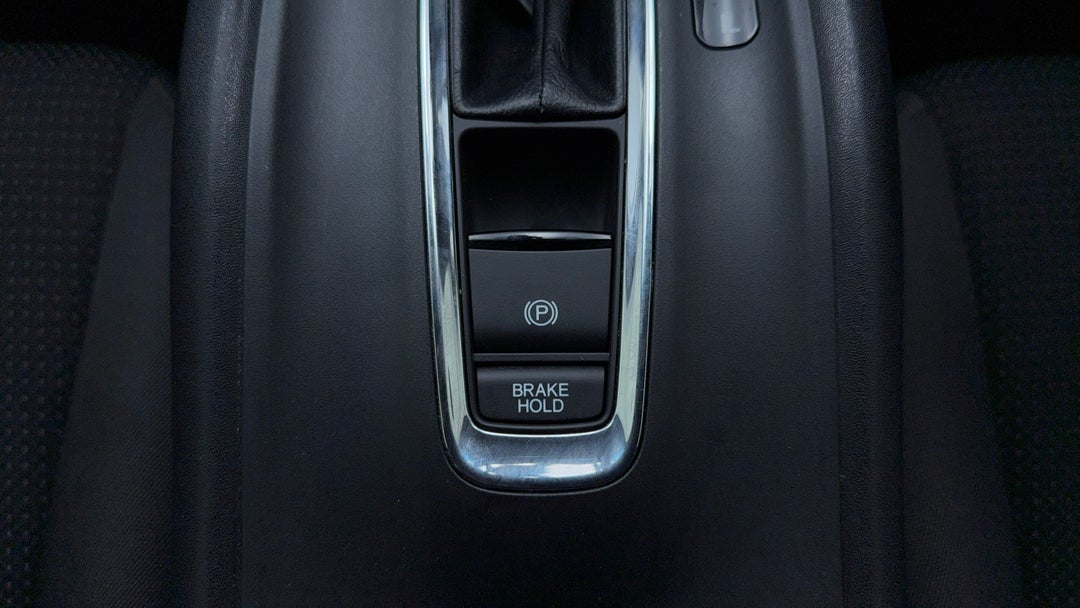 2020 Honda HR-V Vti, Automatic, 86441 km, Handbrake