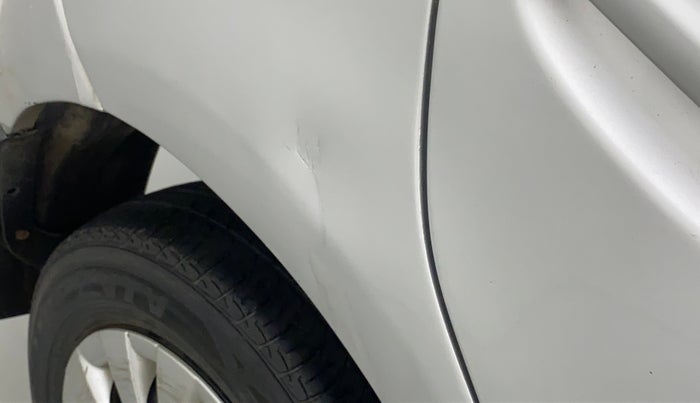 2015 Toyota Etios Liva G, CNG, Manual, 36,339 km, Right quarter panel - Slightly dented
