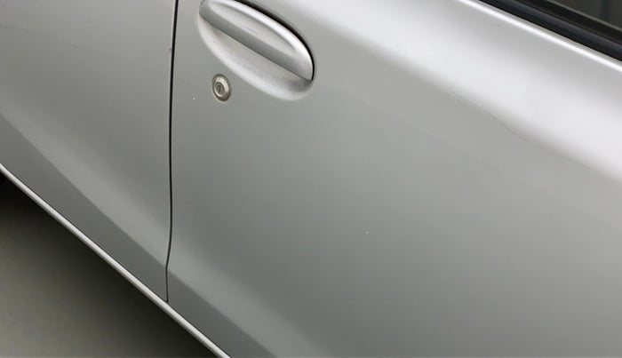 2015 Toyota Etios Liva G, CNG, Manual, 36,339 km, Driver-side door - Slightly dented