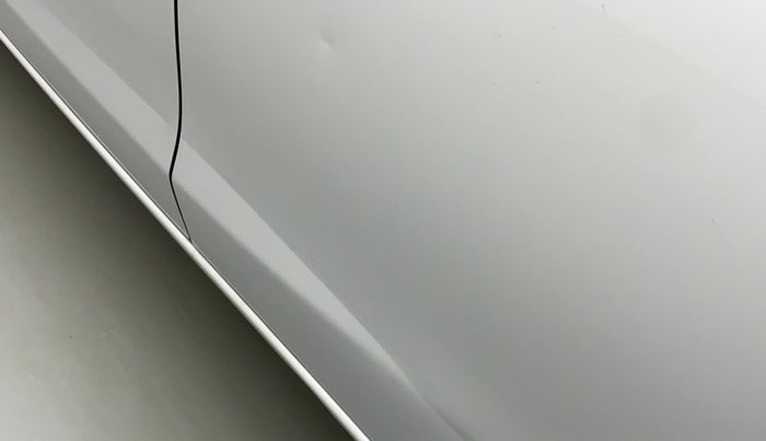 2015 Toyota Etios Liva G, CNG, Manual, 36,339 km, Rear left door - Slightly dented