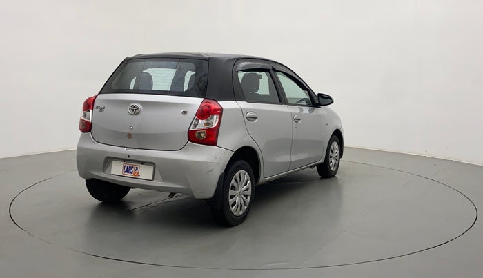2015 Toyota Etios Liva G, CNG, Manual, 36,339 km, Right Back Diagonal