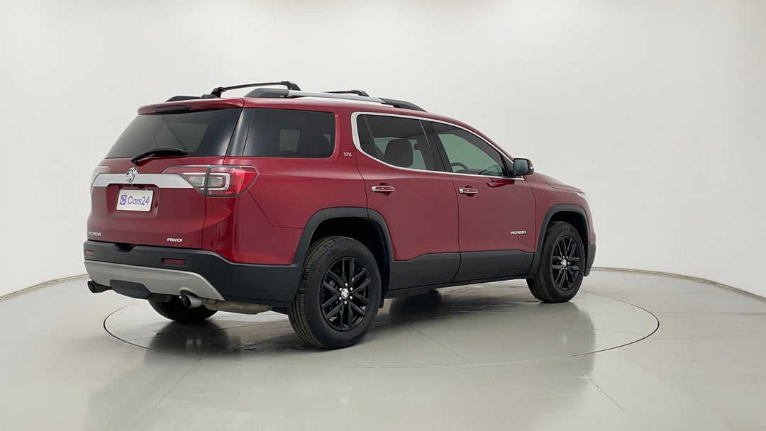 Right Back Diagonal (45- Degree) View