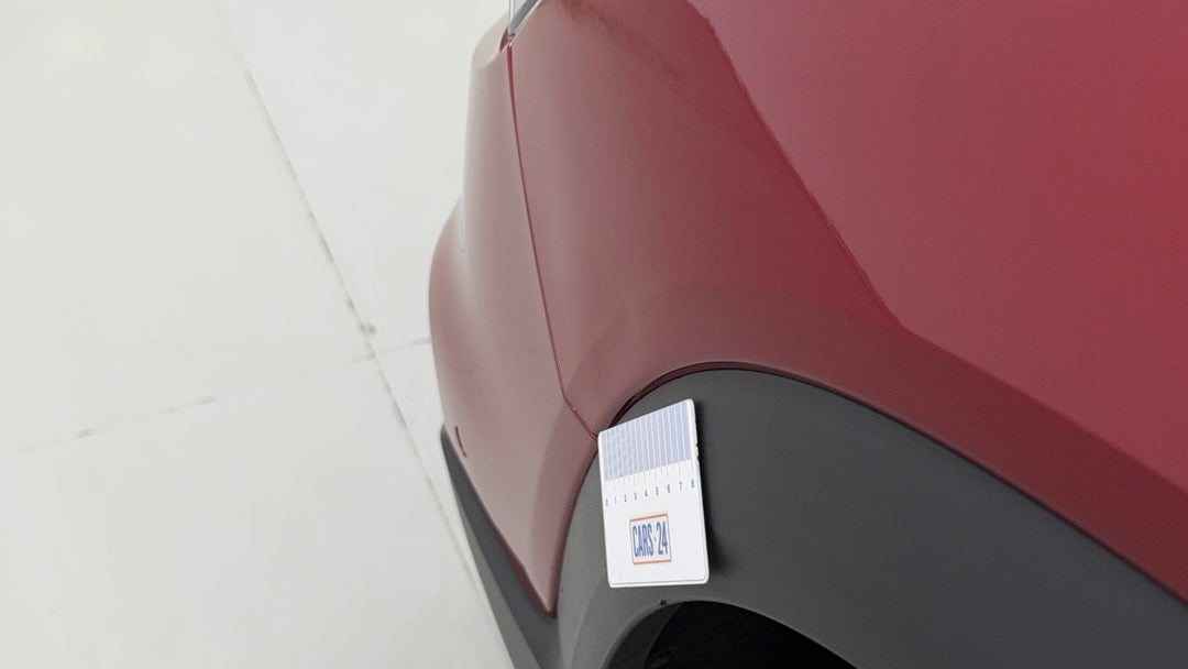 Quarter Panel Front LHS Guard Dent