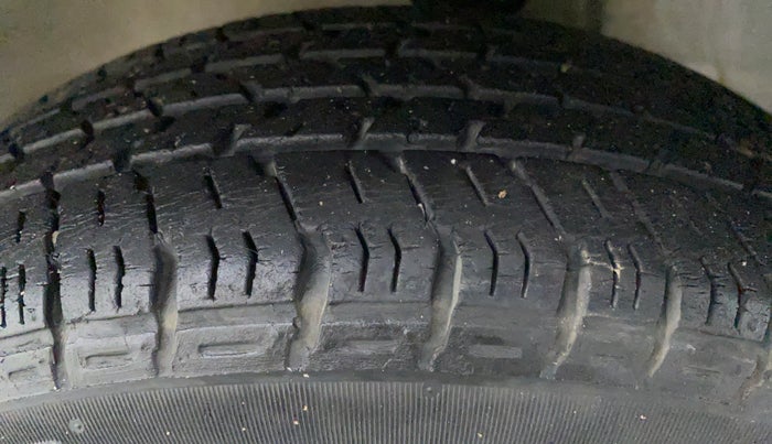 2018 Maruti Alto K10 VXI P, Petrol, Manual, 23,328 km, Left Front Tyre Tread