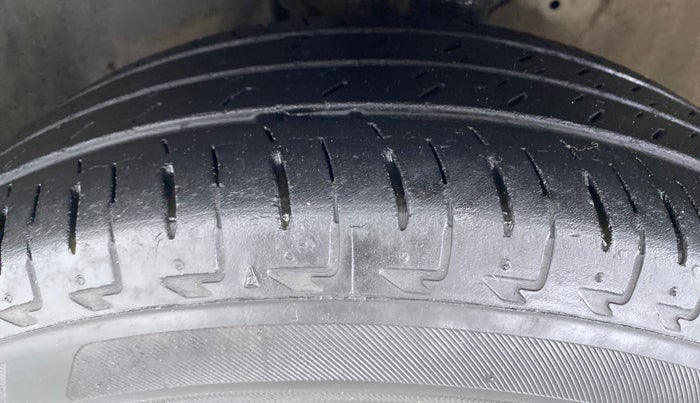 2018 Maruti IGNIS DELTA 1.2 K12, Petrol, Manual, 49,562 km, Left Front Tyre Tread