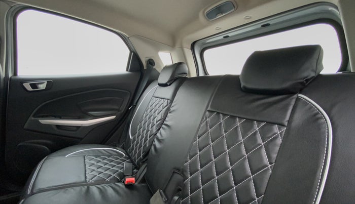 2015 Ford Ecosport 1.5 TITANIUMTDCI OPT, Diesel, Manual, 81,527 km, Right Side Rear Door Cabin