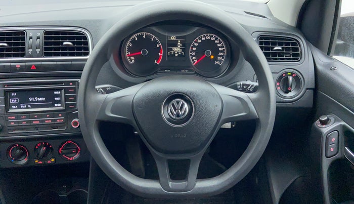 2018 Volkswagen Polo Trendline 1.0 L Petrol, Petrol, Manual, 43,686 km, Steering Wheel Close-up