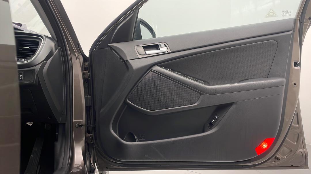 2014 Kia Optima Si, Automatic, 80935 km, Speaker View