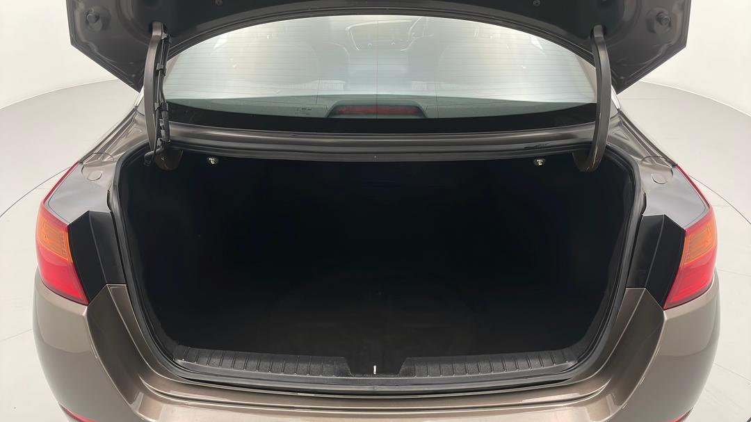 2014 Kia Optima Si, Automatic, 80935 km, Boot Inside View