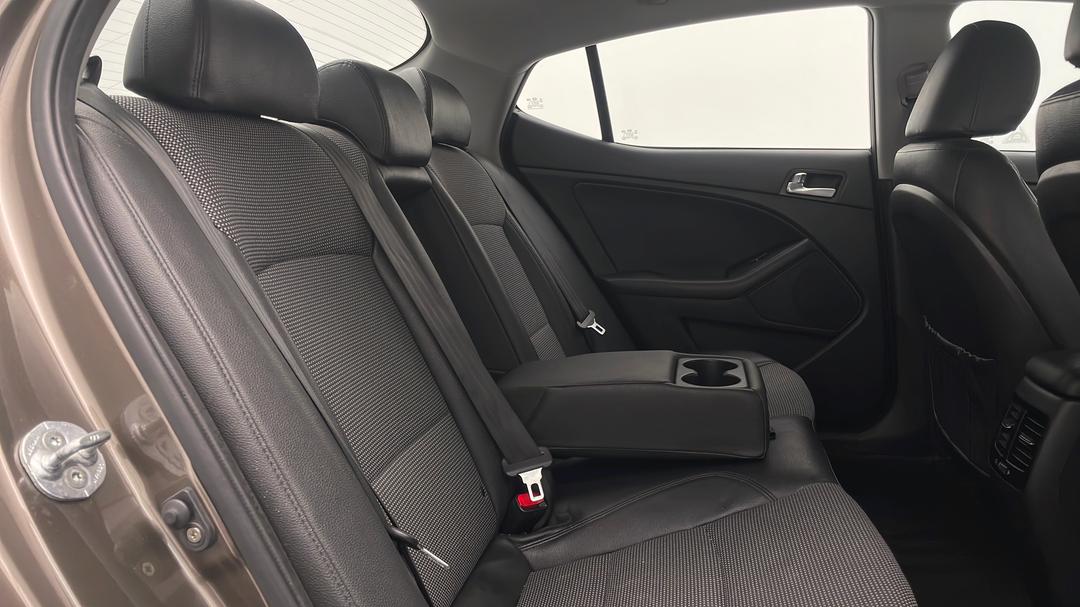 2014 Kia Optima Si, Automatic, 80935 km, Right Side Rear Door Cabin View