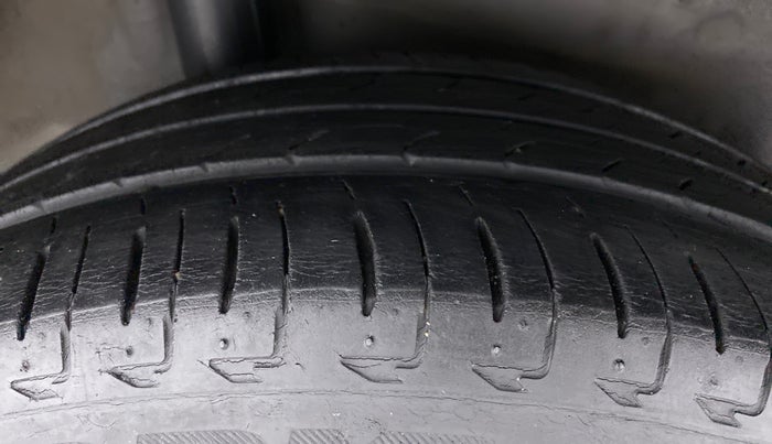 2020 Honda City ZX MT PETROL, Petrol, Manual, 41,239 km, Right Rear Tyre Tread