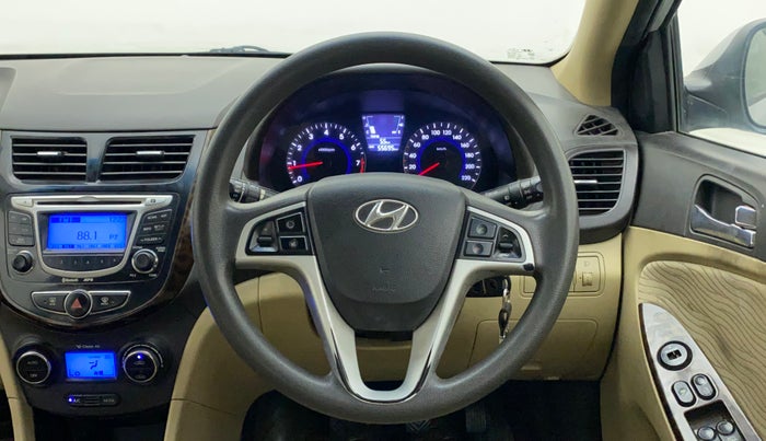 2011 Hyundai Verna FLUIDIC 1.6 VTVT EX, Petrol, Manual, 55,695 km, Steering Wheel Close Up