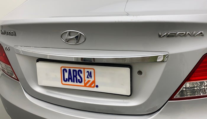 2011 Hyundai Verna FLUIDIC 1.6 VTVT EX, Petrol, Manual, 55,695 km, Dicky (Boot door) - Slightly dented