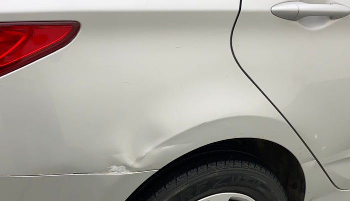 2011 Hyundai Verna FLUIDIC 1.6 VTVT EX, Petrol, Manual, 55,695 km, Right quarter panel - Slightly dented