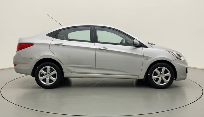 2011 Hyundai Verna FLUIDIC 1.6 VTVT EX, Petrol, Manual, 55,695 km, Right Side View