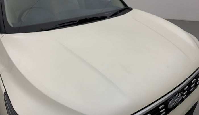 2022 Mahindra XUV 3OO W6 1.2 PETROL AMT, Petrol, Automatic, 10,007 km, Bonnet (hood) - Slightly dented