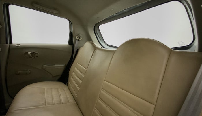 2014 Datsun Go T, Petrol, Manual, 61,683 km, Right Side Rear Door Cabin