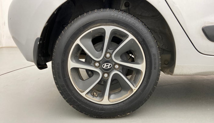 2018 Hyundai Grand i10 SPORTZ AT 1.2 KAPPA VTVT, Petrol, Automatic, 67,778 km, Right Rear Wheel