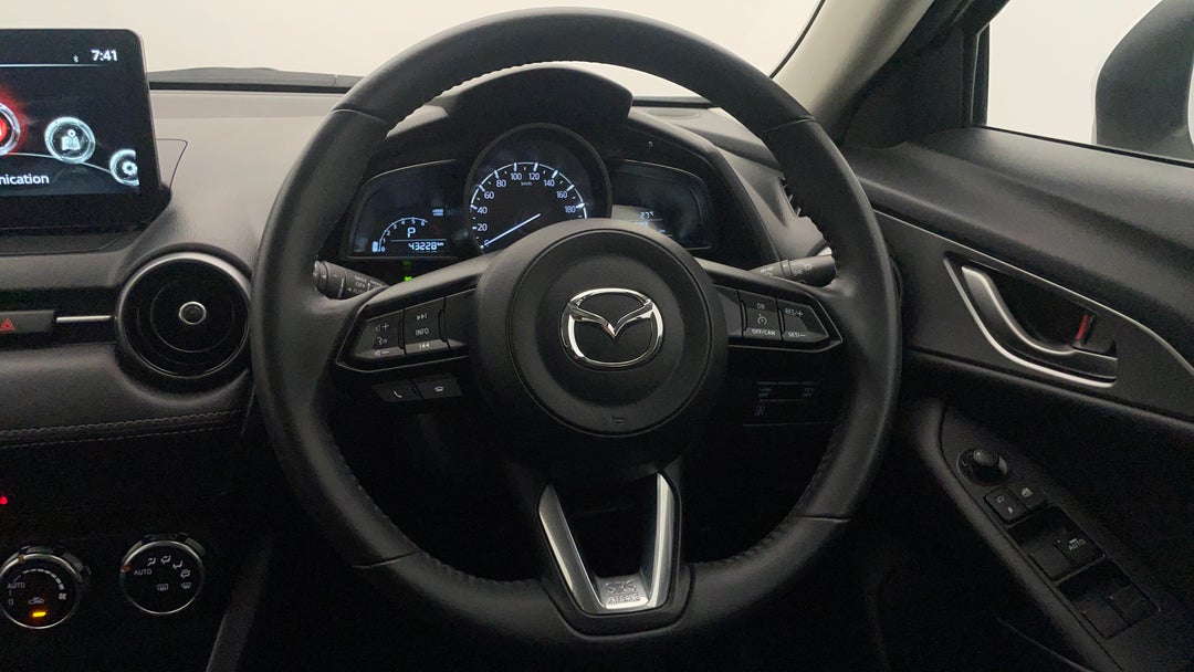 2023 Mazda CX-3 Maxx Sport (FWD), Automatic, 43228 km, Steering Wheel Close-up
