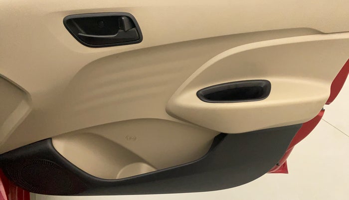 2020 Hyundai NEW SANTRO SPORTZ CNG, CNG, Manual, 56,549 km, Driver Side Door Panels Control