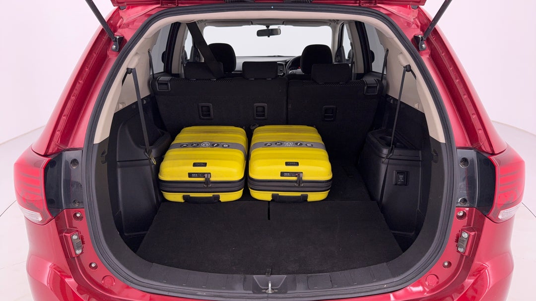 2017 Mitsubishi Outlander Ls Safety Pack (4x2), Automatic, 171790 km, Boot Inside View with Luggage