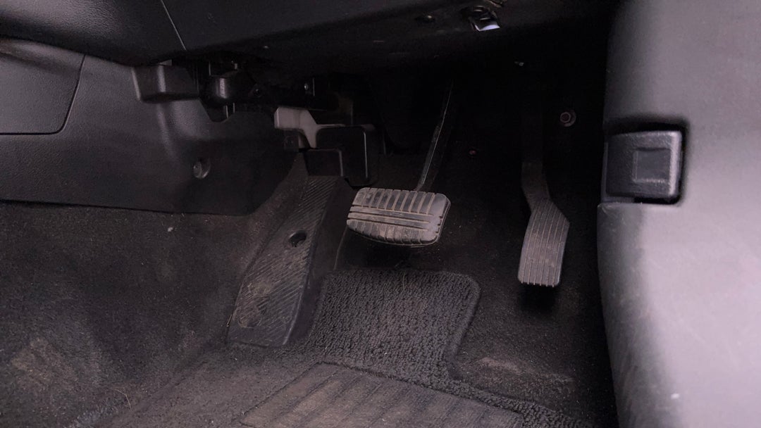 2017 Mitsubishi Outlander Ls Safety Pack (4x2), Automatic, 171790 km, Pedals and Footmat