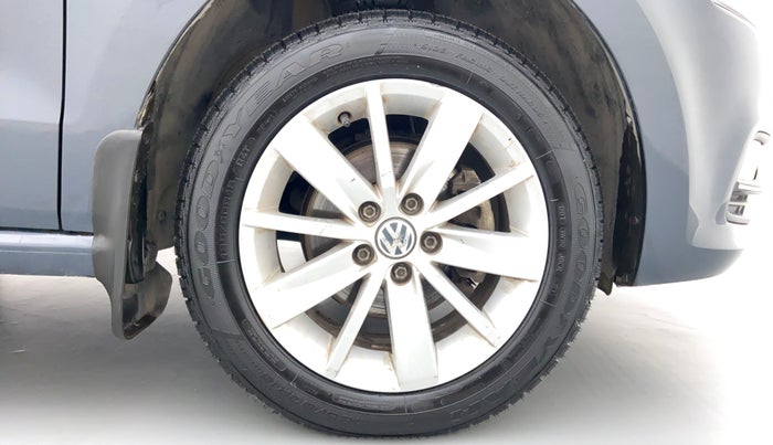 2017 Volkswagen Polo HIGHLINE1.5L DIESEL, Diesel, Manual, 38,926 km, Right Front Tyre