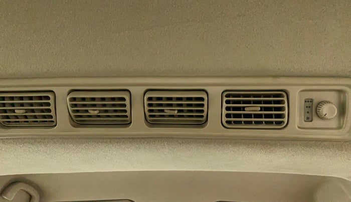 2014 Maruti Ertiga VXI CNG, CNG, Manual, 77,604 km, Rear AC Vents