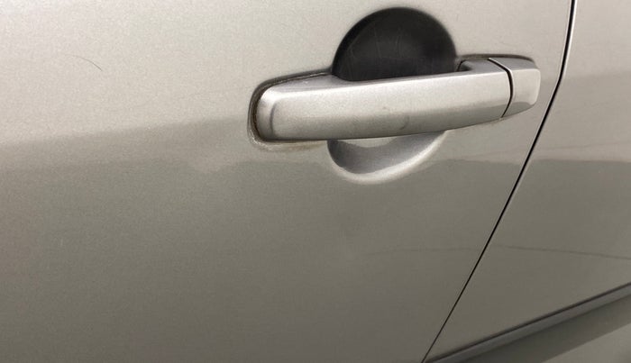 2017 Maruti Swift VXI D, Petrol, Manual, 34,359 km, Front passenger door - Slightly dented