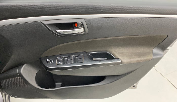 2017 Maruti Swift VXI D, Petrol, Manual, 34,359 km, Driver Side Door Panels Control