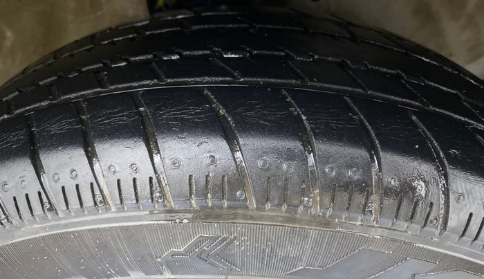2018 Maruti Celerio X Vxi, CNG, Manual, 20,239 km, Right Front Tyre Tread