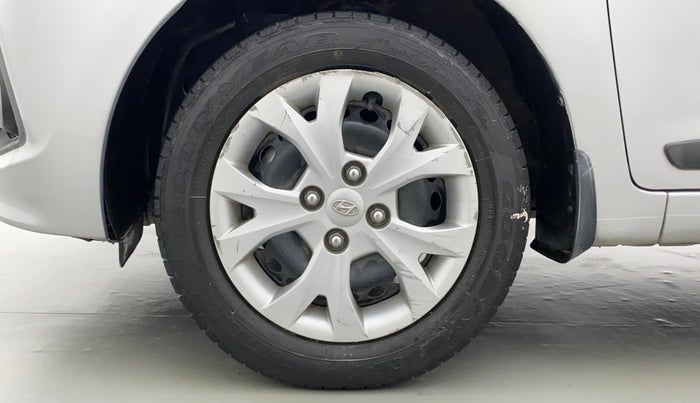 2016 Hyundai Grand i10 SPORTZ 1.2 KAPPA VTVT, Petrol, Manual, 66,955 km, Left Front Wheel