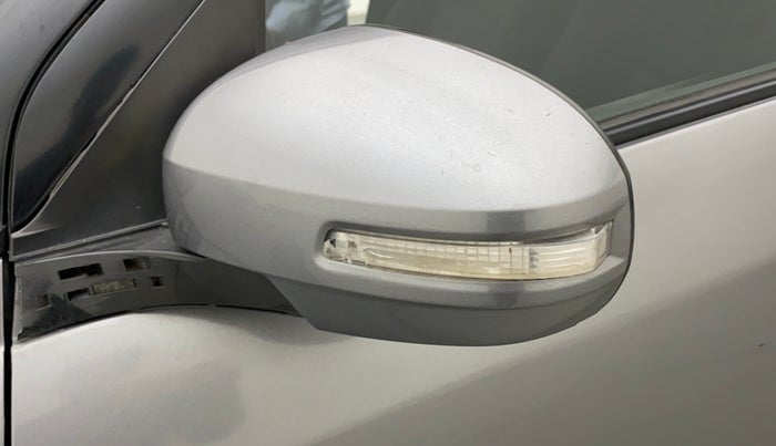 2012 Maruti Swift VXI D, Petrol, Manual, 53,116 km, Left rear-view mirror - Indicator light has minor damage