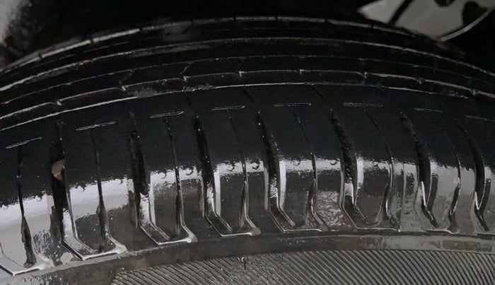 2019 Maruti Dzire VXI, Petrol, Manual, 11,583 km, Left Rear Tyre Tread