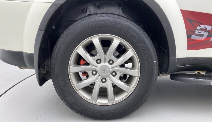 2017 Mahindra XUV500 W10 FWD, Diesel, Manual, 64,140 km, Right Rear Wheel